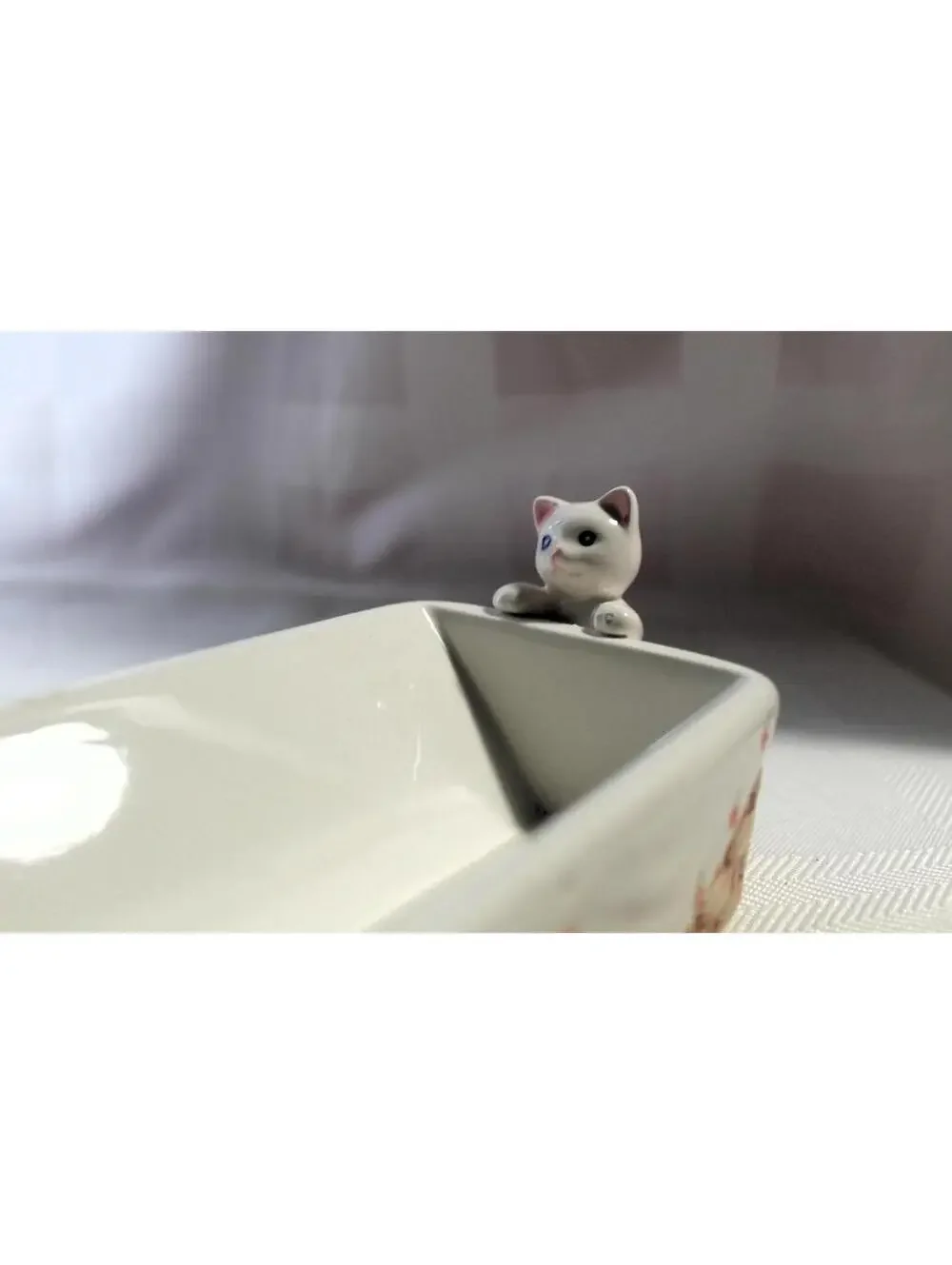 Kitschy Mid-Century Kitty Cracker Server